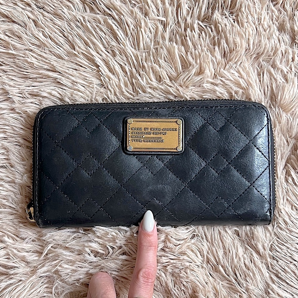Marc Jacobs Black Quilted Leather Wallet - Picture 2 of 12